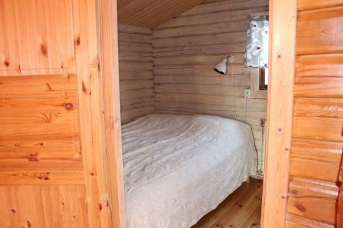 �thl�d Cottages