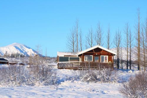 �thl�d Cottages
