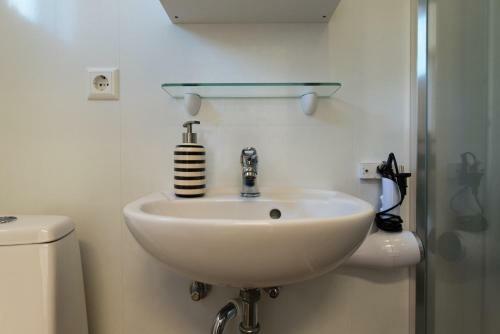 Hostal Guesthouse Brekka