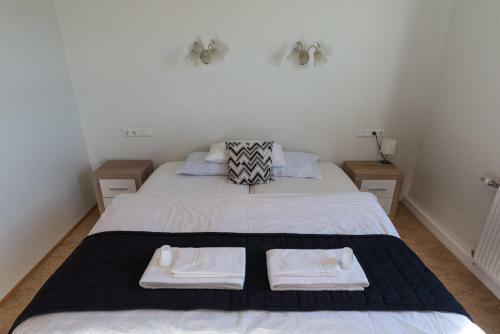Hostal Guesthouse Brekka
