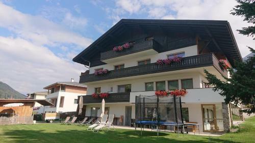 Hostal Pension Tirol
