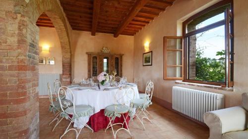 Villa Podere Pomasciano 10