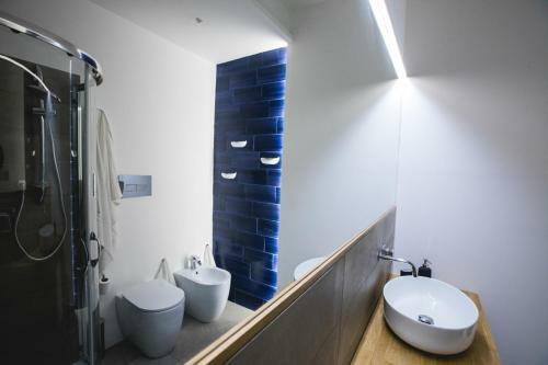 Hostal Acquar� Suite Rooms