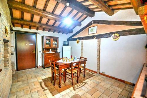 Zona Artigianale Callarella Villa Sleeps 4 Pool