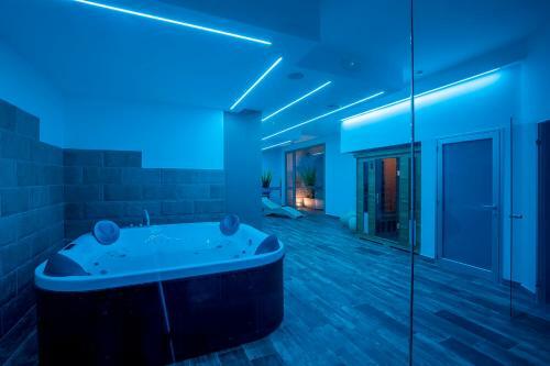 Sundeck Hotel