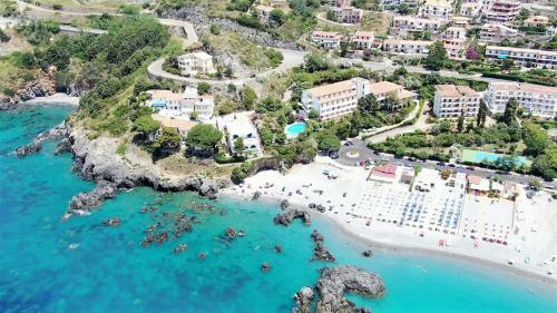 Hostal Porta Marina Guest Rooms