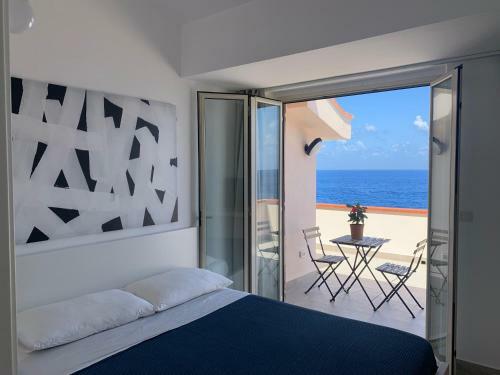 Loft Costa Viola Scilla