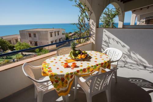 Two Room Apartment Near The Beach