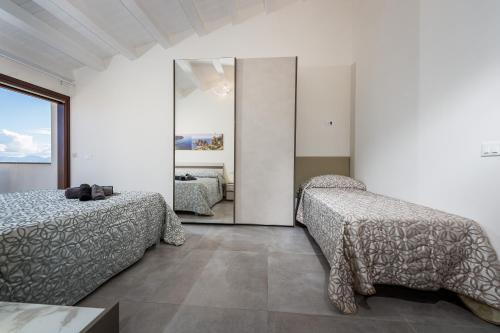 Viscari Villa Sleeps 10 With Pool And Air Con