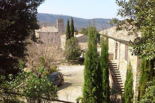 Apartment With 3 Bedrooms In Siena With Wifi