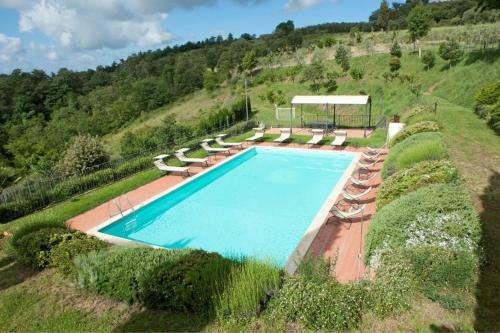 Fornoli Villa Sleeps 12 With Pool