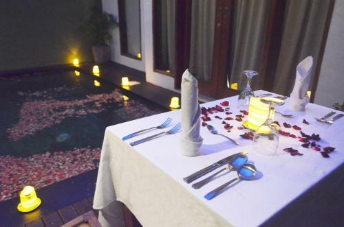 Jas Green Villas And Spa