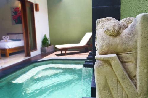 Jas Green Villas And Spa