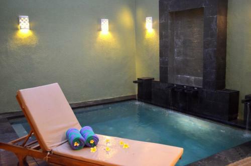 Jas Green Villas And Spa