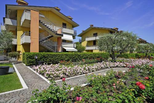 Apartamento Gardagate - Villaggio Dei Fiori - Lilla