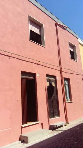 Apartment With 3 Bedrooms In Solarussa 15 Km From The Beach