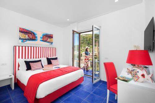Hostal Sersale Suites