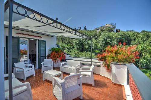 Sorrento Villa Sleeps 10 Pool Air Con Wifi