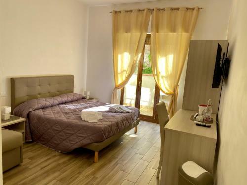 Hostal Caruso Rooms