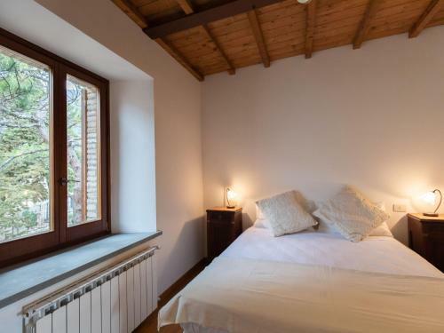 Inviting Villa In Spello With Balcony