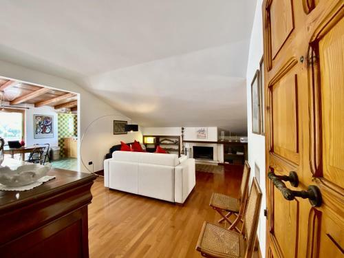 Apartamento Holidaycasa Robert - Attico Vista Mare