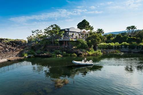 Stazzo Apartment Sleeps 3 With Pool Air Con And Wifi