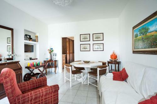 Stazzo Apartment Sleeps 3 With Pool Air Con And Wifi