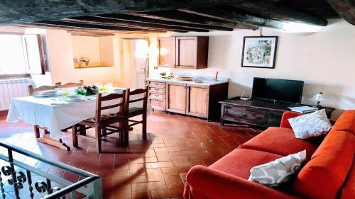 Apartamento Spoleto Contessa Media, Central Spoleto, Sleeps 4
