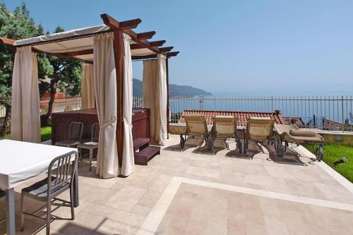 Apartments Taormina - Isi01100e-dyd