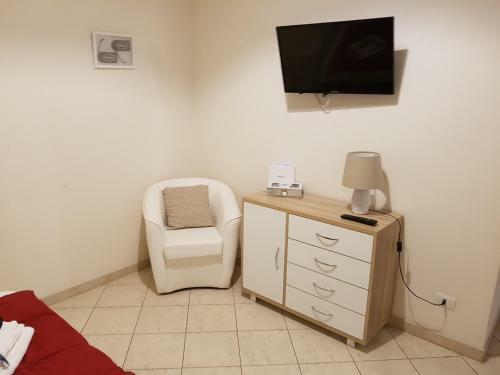 Philos - Appartements & Rooms