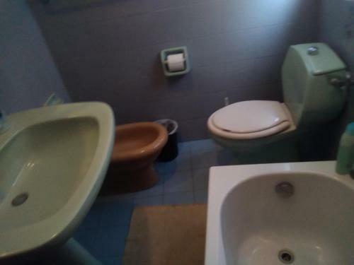 Hostal Room In Guest Room - Bright Room With Etna View