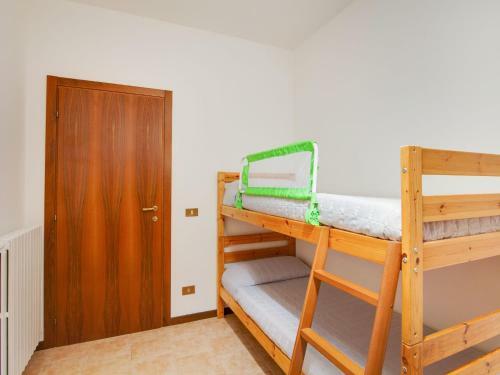 Spacious Villa In Tavullia With Swimming Pool