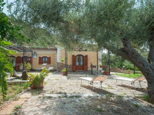 Alluring Holiday Home In Termini Imerese With Garden