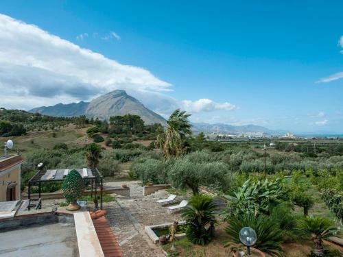 Alluring Holiday Home In Termini Imerese With Garden
