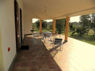 Tertenia Villa Sleeps 4