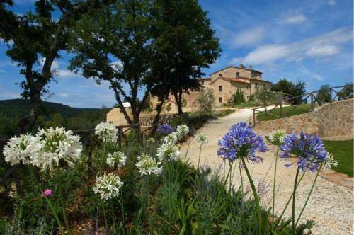 Castello Di Tocchi Villa Sleeps 27 Pool Air Con