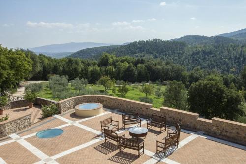 Castello Di Tocchi Villa Sleeps 27 Pool Air Con