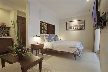 Seminyak Lagoon All Suites Hotel
