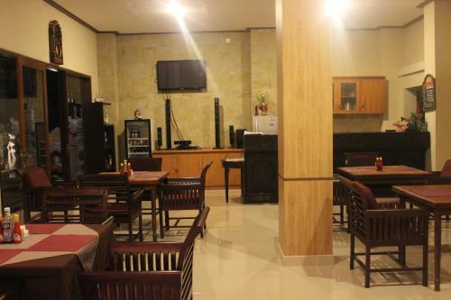 Hostal Puri Anom Guest House