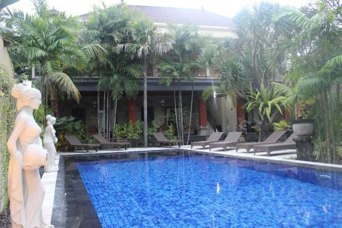 Hostal Puri Anom Guest House