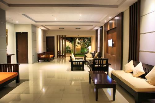 Patrisia Hotel