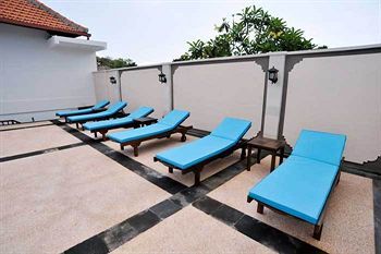 Aquarius Beach Hotel