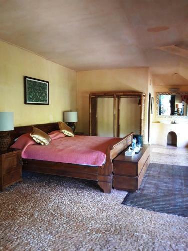 Hotel La Taverna Resort And Villas