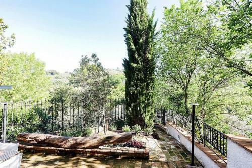 Torreorsina Holiday Home Sleeps 4 With Air Con