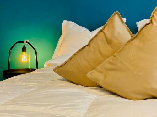 Hostal Crops City Stay