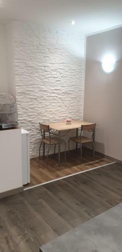 Bed & Breakfast T-room
