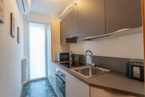 Udine Palazzo D'aronco Modern Apartment