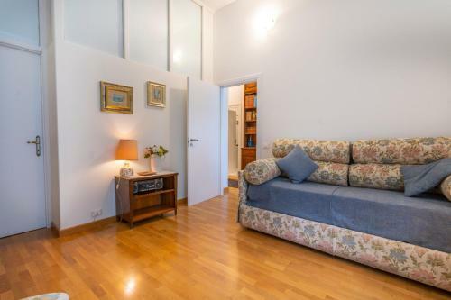 Apartamento Castello & Piazza Della Libert� Olimpia Elegant Flat