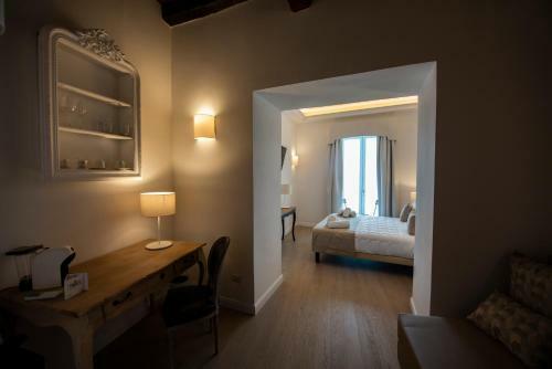 Hostal Domus Centro Al Migliarese