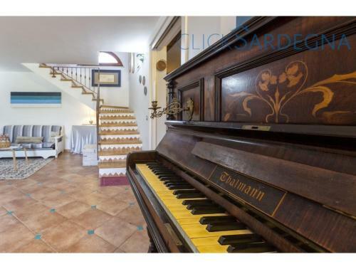 Alghero, Villa Josephine With Spectacular Swimming Pool, For 8 Guests